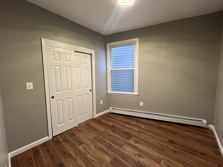 68-70 Lyon St #2 — Photo 6