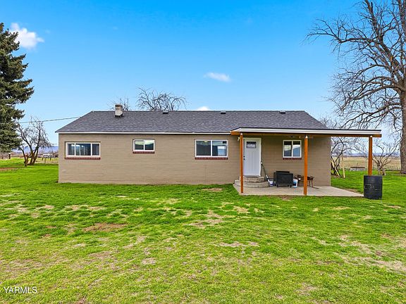 2nd image of 13951 Fort Rd