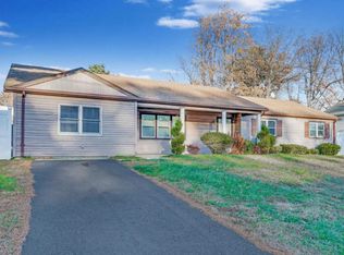 8 Albany Ave, Jackson, NJ