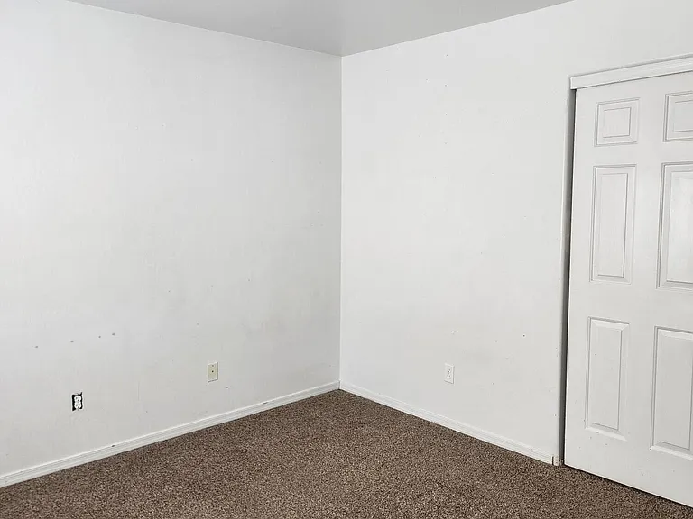 232 W Elm Ave #B — Photo 6