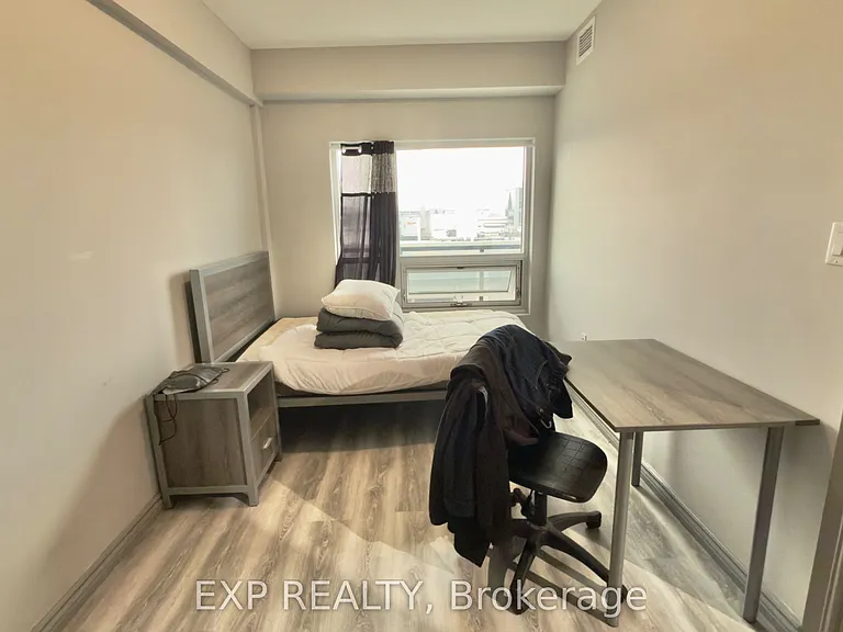 275B Larch St #608 — Photo 13