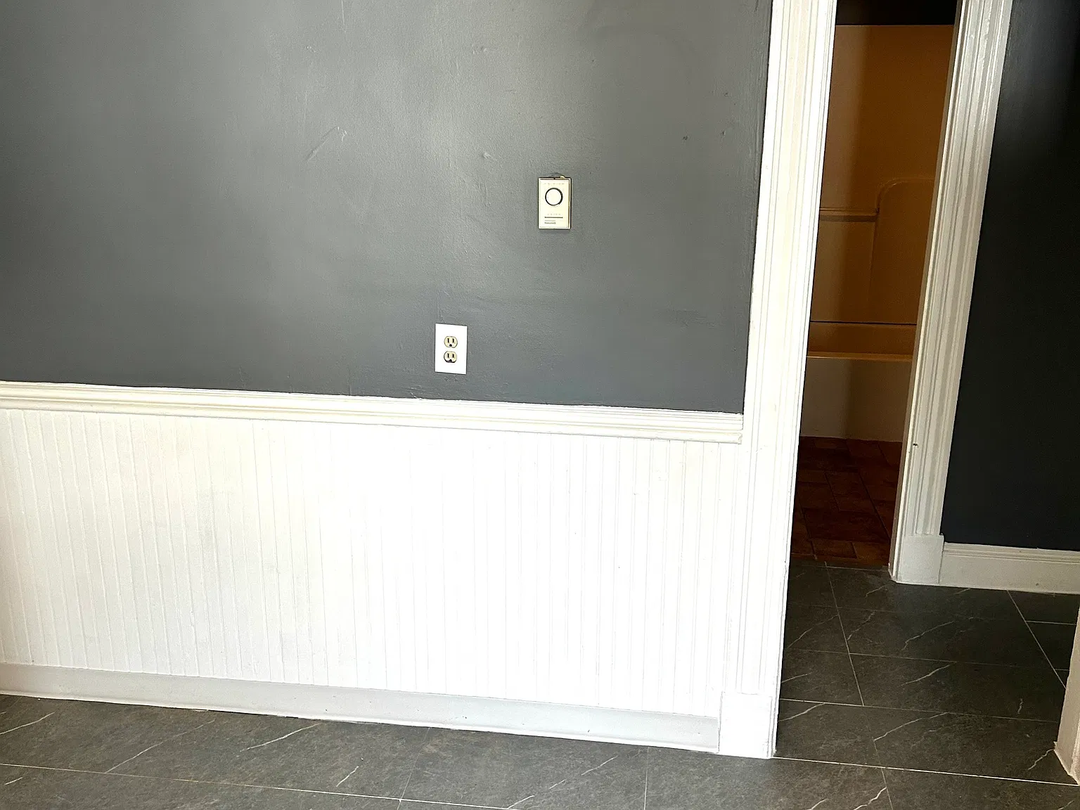 3 bed, 1.0 bath, 1076 sqft, $1,750 — Photo 3