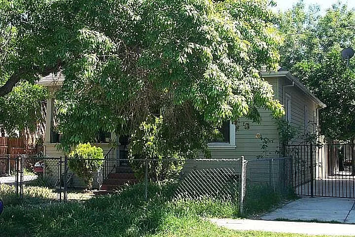 818 E Jefferson St photo 1