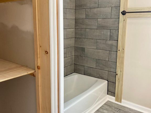 4th image of 265 Northern Blvd #1