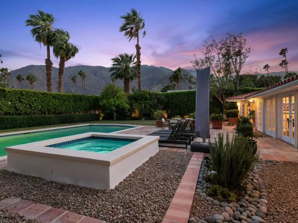 345 W Vista Chino, Palm Springs, CA 92262