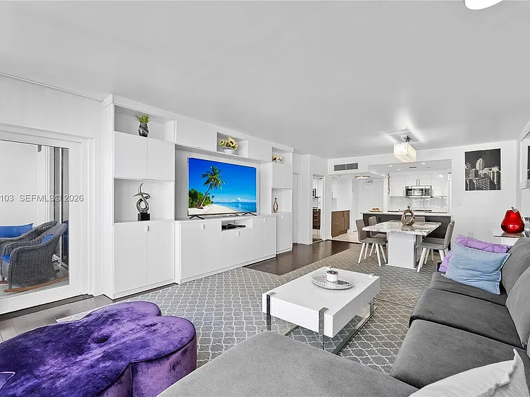 10275 Collins Ave #807 — Photo 4