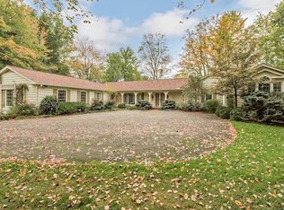 2873 Chatham Ave, Cleveland, OH 44113