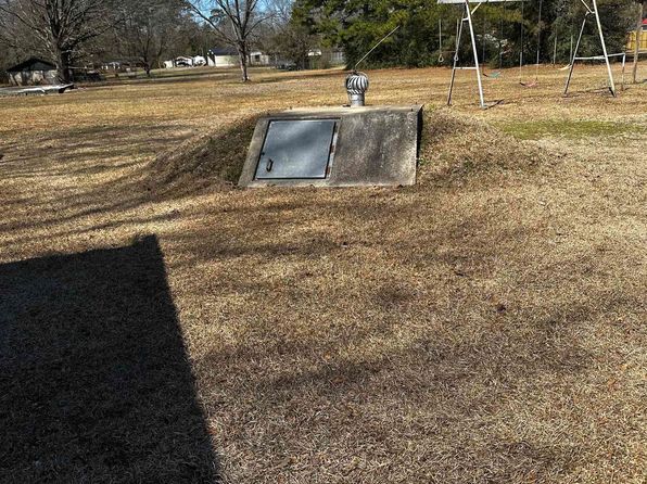 (undisclosed Address), Hampton, AR 71744