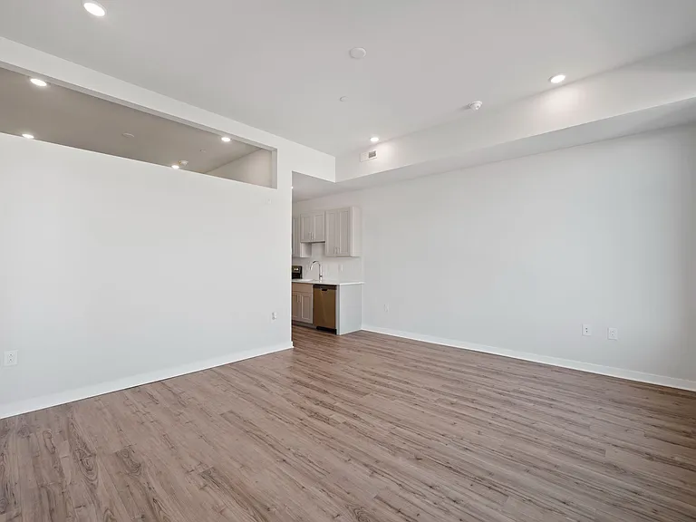 1143 N 3rd Street — Photo 44