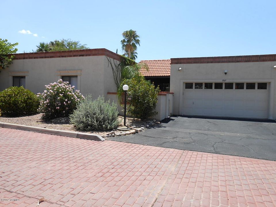 1st image of 957 W Safari Dr