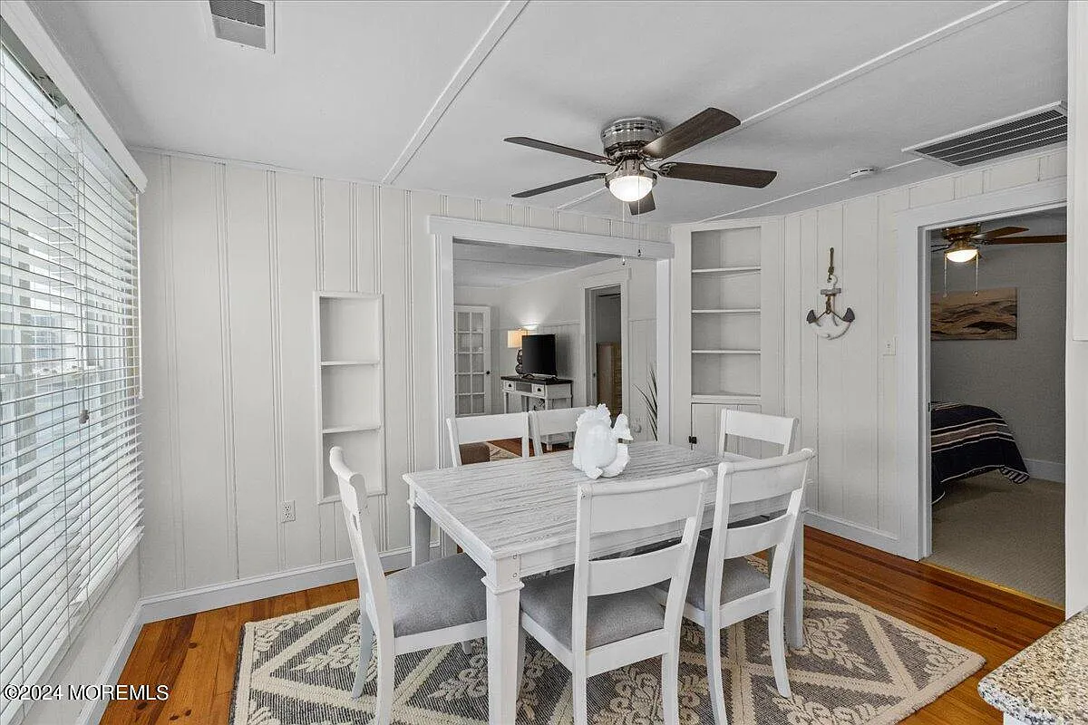 7 bed, $8,100 — Photo 4