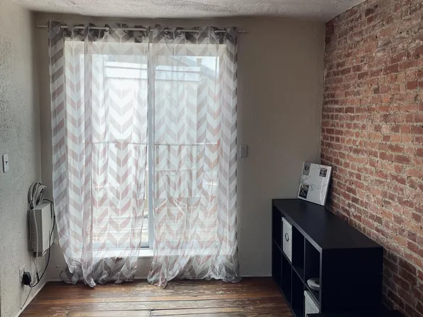 734 N Taylor St, Philadelphia, PA 19130