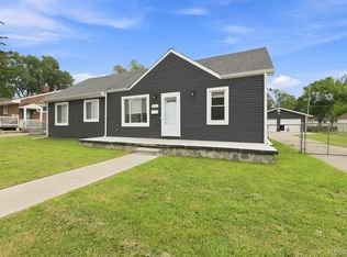 25511 Dartmouth St, Dearborn Heights, MI 48125