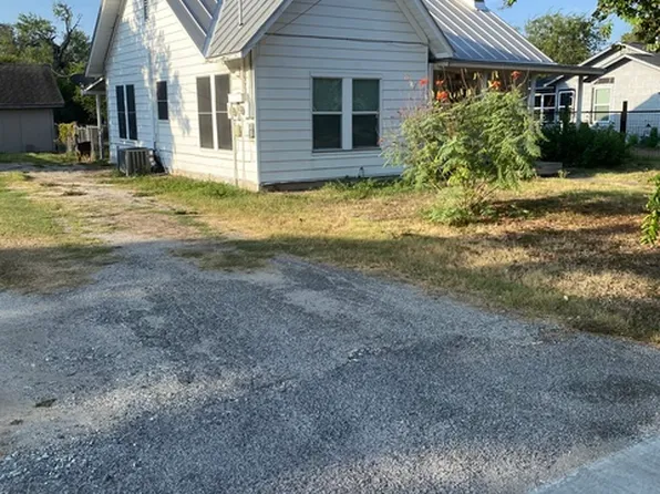 138 E Harding Blvd #1, San Antonio, TX 78214