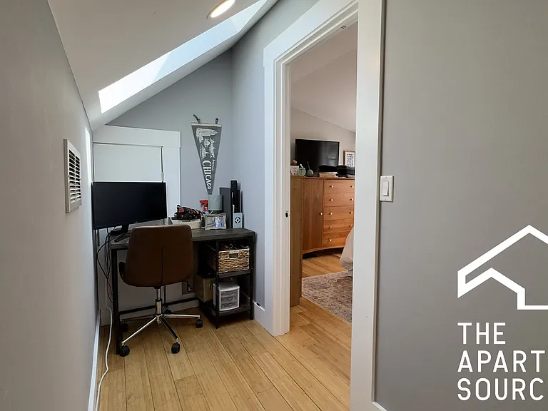 1735 N Fairfield Ave #2 — Photo 21