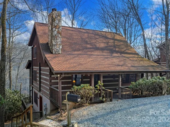 380 Devils Lake Dr #2, Banner Elk, NC 28604