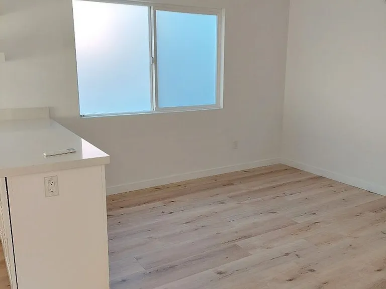 6060 La Prada St — Photo 9