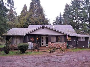 330 Woodpath Ln, Azalea, OR 97410