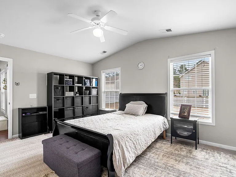 325 Vesta Dr — Photo 21