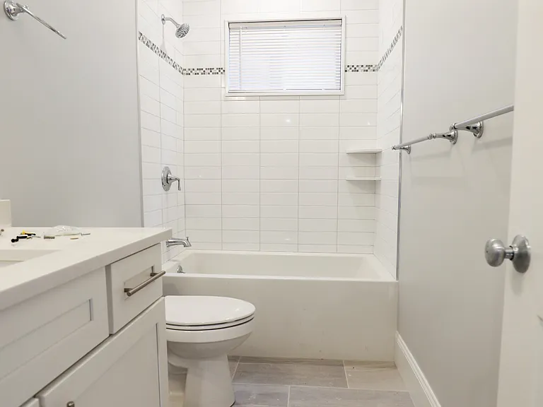 100 Brooks St #1A — Photo 8