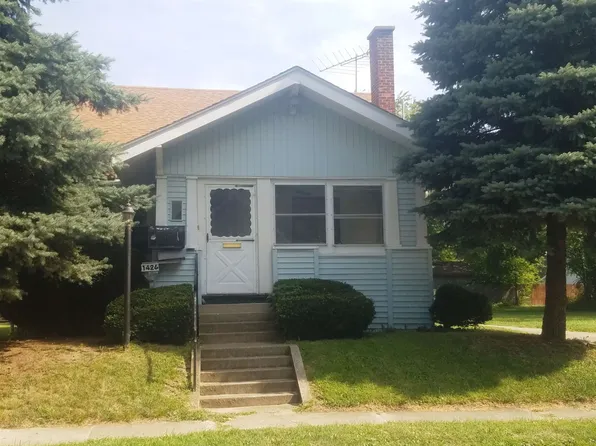 1426 W 10th St, Muncie, IN 47302