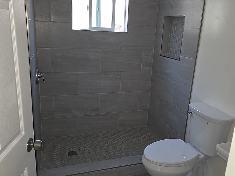 217 E Morningside St #A — Photo 14