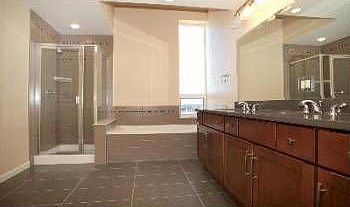 3rd image of 8185 E Lowry Blvd Unit 310