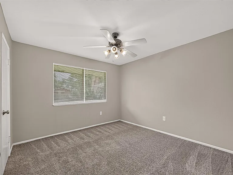 1715 Ramada Dr — Photo 18