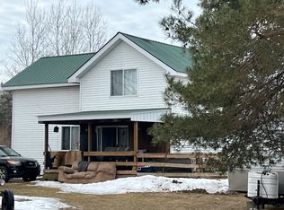6979 S 112th Ave, Rothbury, MI 49452