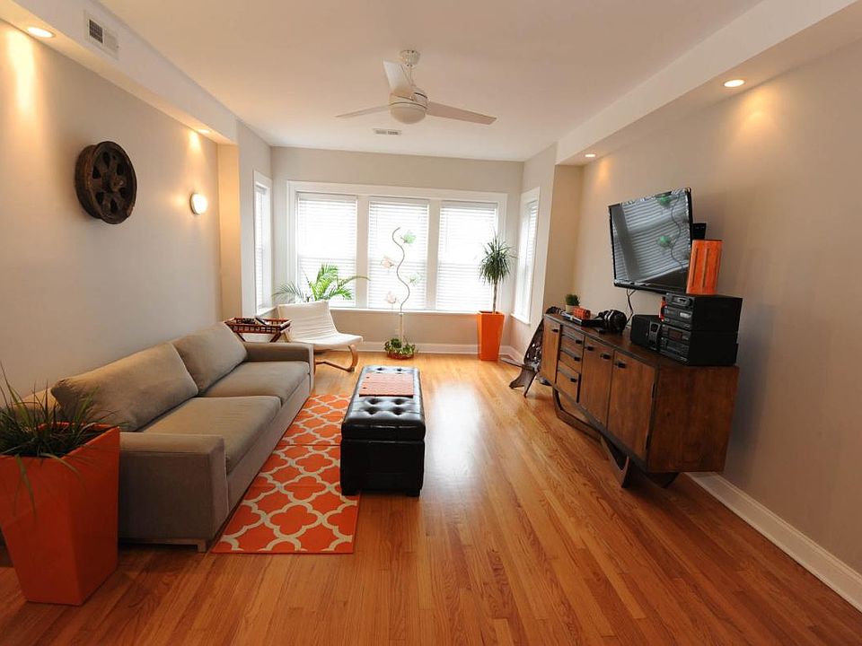 1st image of 4330 N Whipple St #3