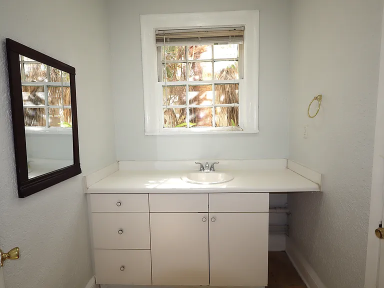 3025 Riverside Ave — Photo 8