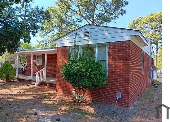 2 bed, 1153 sqft, $1,350 — Photo 2