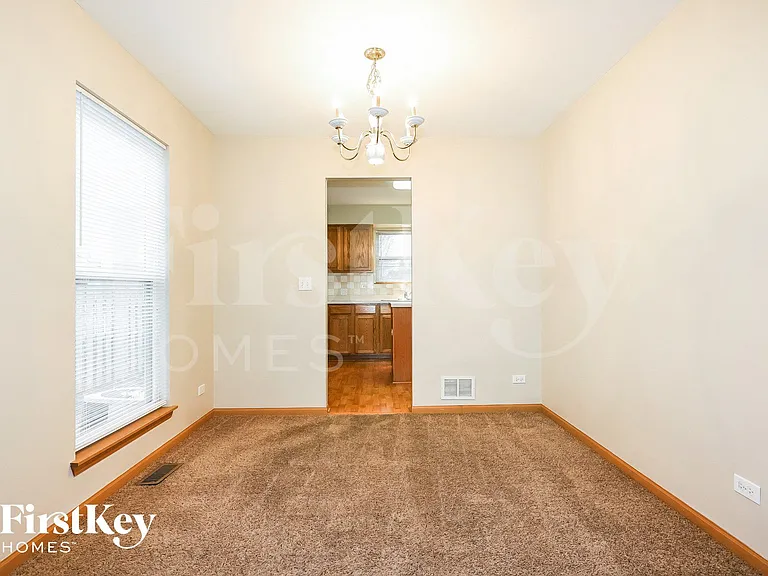 11730 Niagra Ln — Photo 5