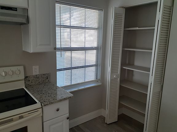 5th image of 2418 SE Camarin St