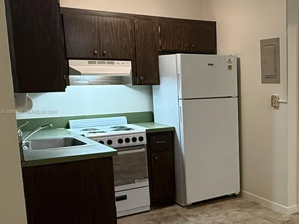 2400 SW 42nd Ave APT 1-6, Fort Lauderdale, FL 33317