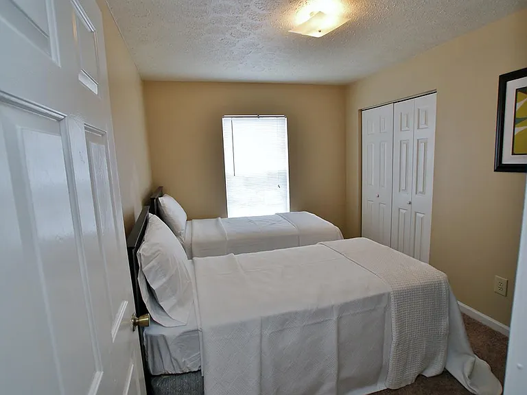 Green Meadow Apartments — Photo 47