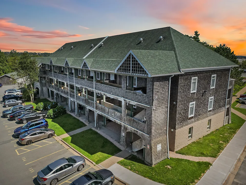 11 Horizon Ct #214