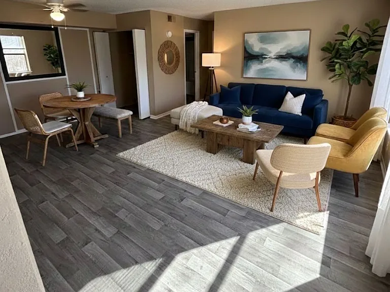 411 W K Pl — Photo 16