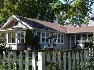 16612 Park Ln, Wayzata, MN 55391