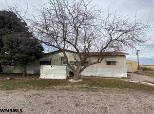427 N Park St, Lyman, NE 69352