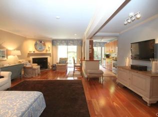 89 Southport Woods Dr, Southport, CT 06890
