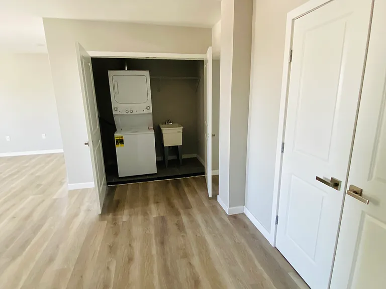 2807 S 11th St #4 — Photo 8