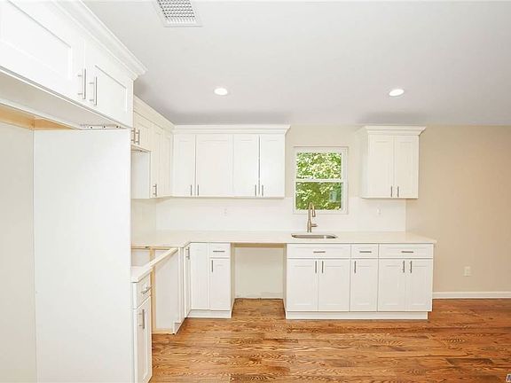 5th image of 28 S 23rd St
