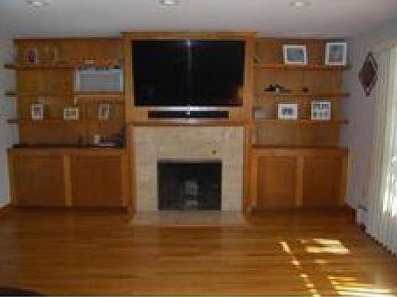 3rd image of 154 Highland Ave