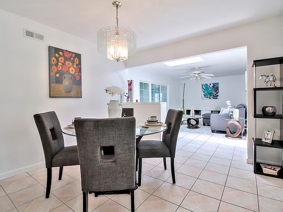 3rd image of 3314 Floresta Dr