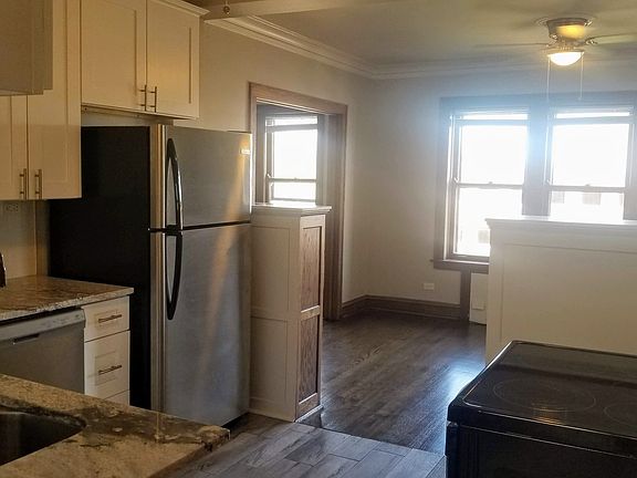 3rd image of 31 N Brainard Ave APT H3