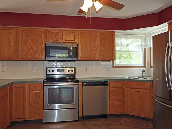 5th image of 563 Fawnbrook Dr