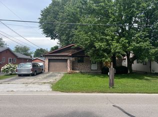 6353 Bay Shore Rd, Oregon, OH 43616