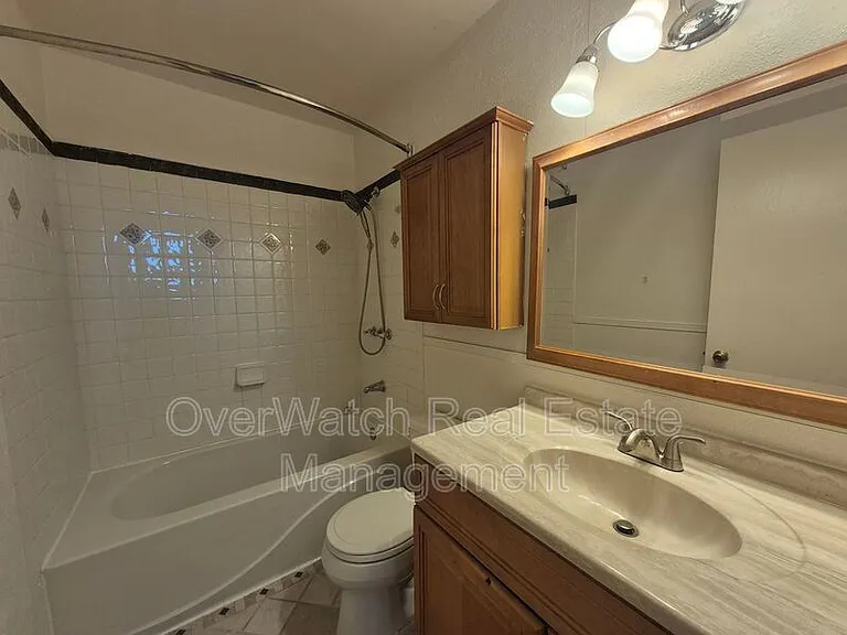 17024 Meadow Creek Dr — Photo 14