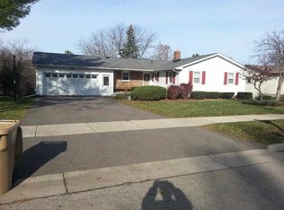 2810 Badger Ln, Madison, WI 53713